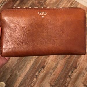 Fossil wallet